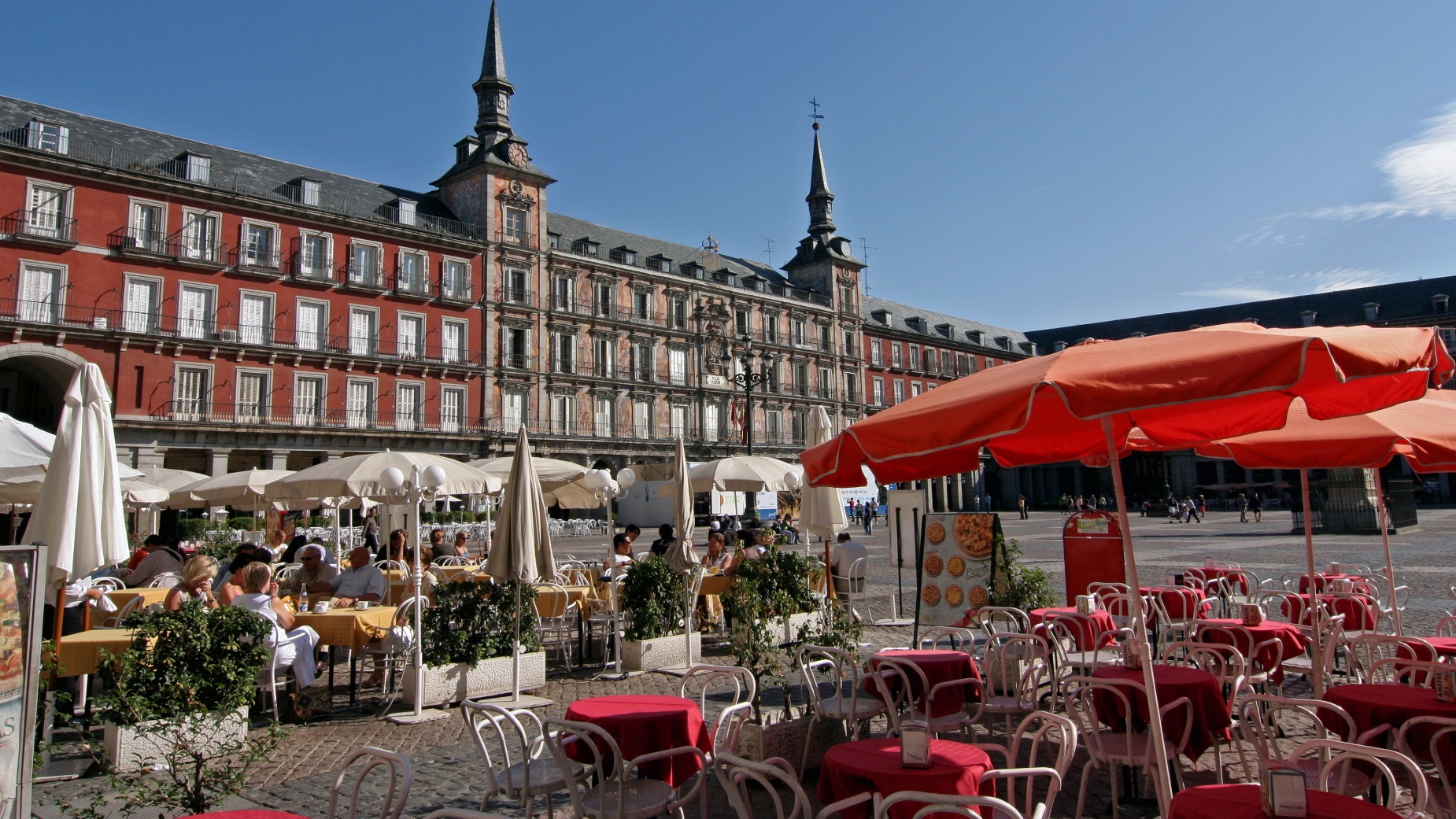 planes invierno Madrid - terraza Plaza Mayor