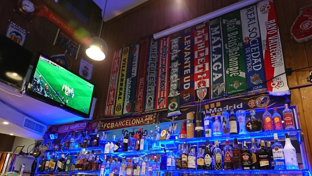 Soccer bar cervecería