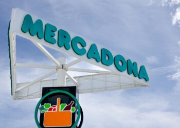 Horario Mercadona 25 julio, supermercados abiertos 25 julio, horario supermercados hoy,