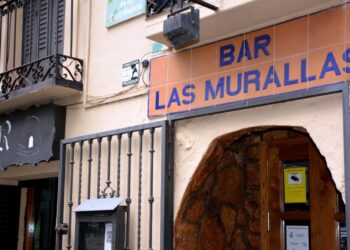 bar carretera las murallas