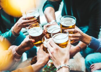 Famosos con los que los madrileños se tomarían una cerveza