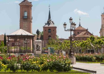 parador, alcalá de henares, hotel, barato, madrid